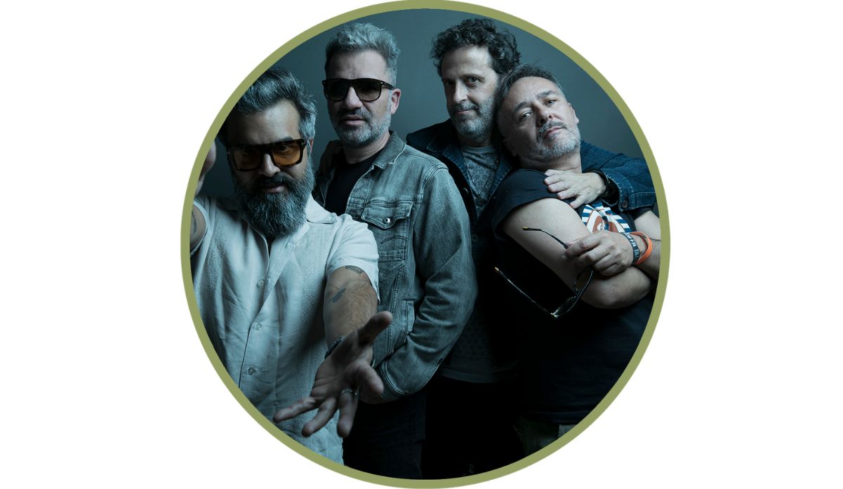 LOVE OF LESBIAN