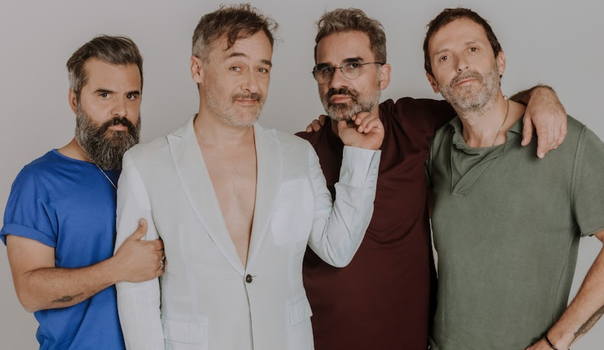 LOVE OF LESBIAN